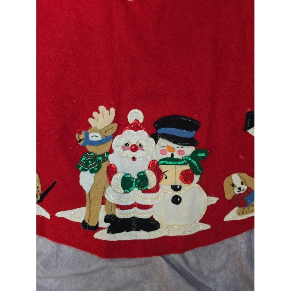 Completed Bucilla? Felt Applique Tree Skirt Santa Snowman Reindeer Mouse 43